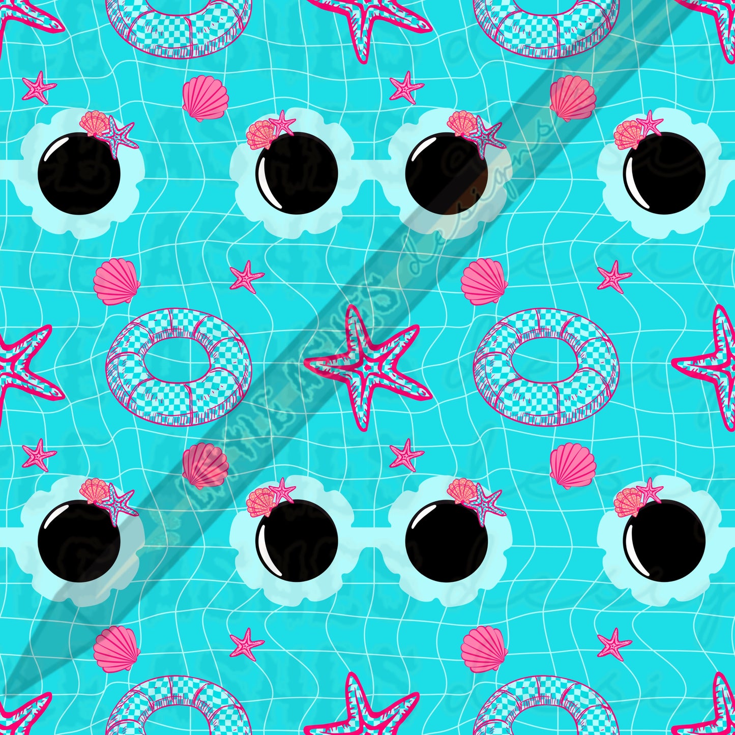 Beach days and blue shades