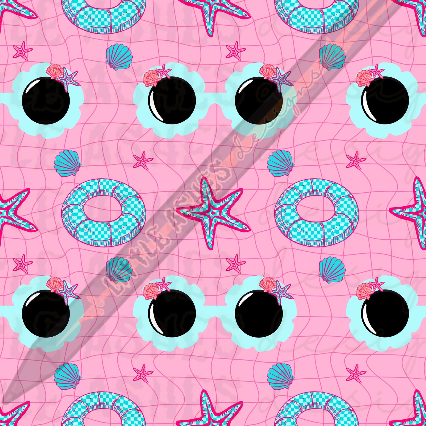 Beach days and pink vibes